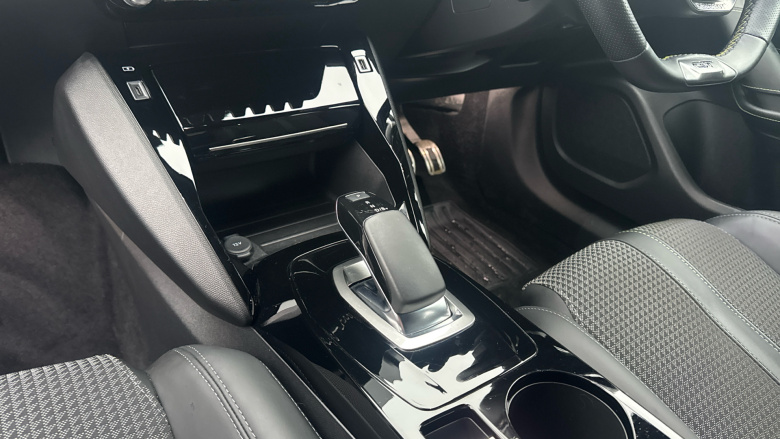 Peugeot 2008 100kW GT 50kWh 5dr Auto Electric Estate